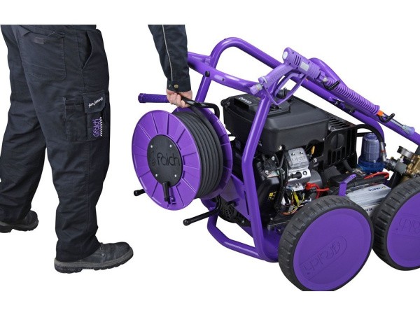 Автономный аппарат сверхвысокого давления wheel jet 11 300 -18-0-p